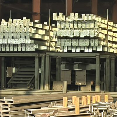 Προετοιμασμένα κτίρια εργαστηρίων με συρόμενες πόρτες