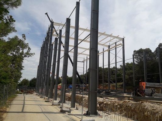 Σιδηροδρομική δομή Χάνγκαρ Προσυσκευασμένη Ζεστή έλαση Ζυγισμένη Αποθήκη Κτίριο Σκάβος
