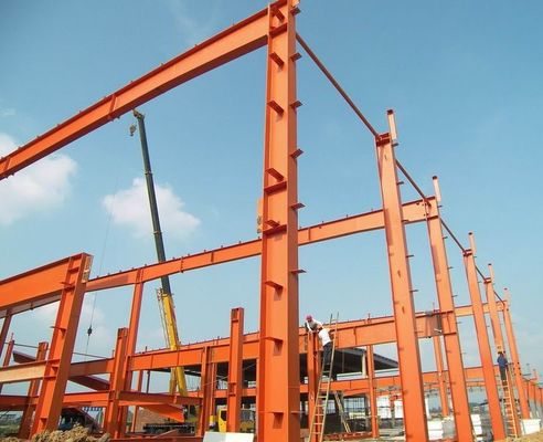 Εργαστήριο βιομηχανικής χάλυβα με γωνιακή ατσάλινη στήριξη γόνατος και φινίρισμα πλέγματος PVDF